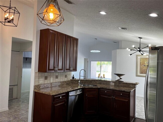 Building Photo - 5007 Terra Vista Way
