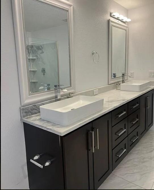 Building Photo - 6336 Freeport Dr