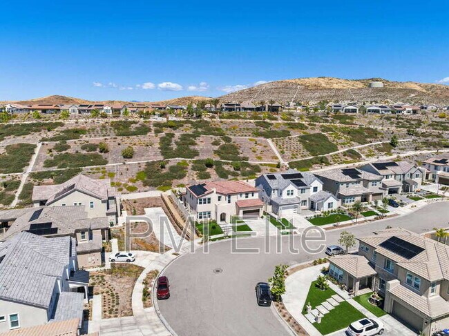 Foto del edificio - 28657 Windbreak Tr