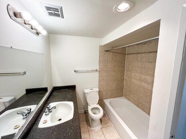 Photo du bâtiment - Gateway Place