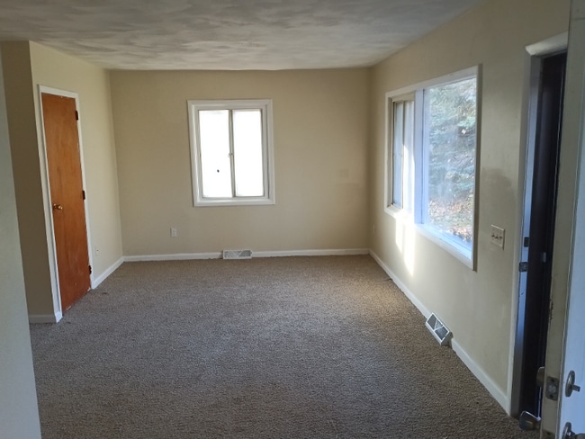 Building Photo - 1137 Regent St