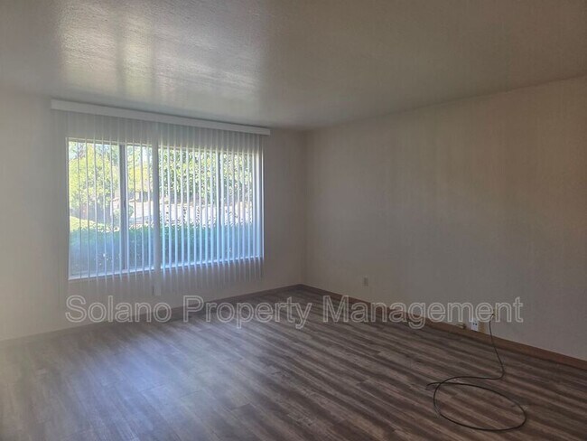 Foto del edificio - 3203 Niagara Way