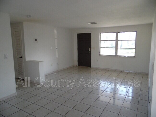 Foto del edificio - 3049 Pinon Dr