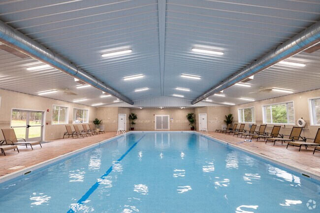 Piscina - Sullivan Regency