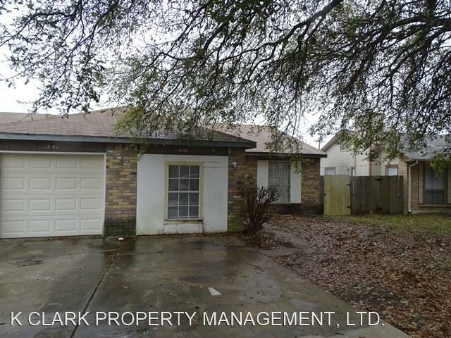 Building Photo - 3 br, 2 bath House - 7048 ATHERTON