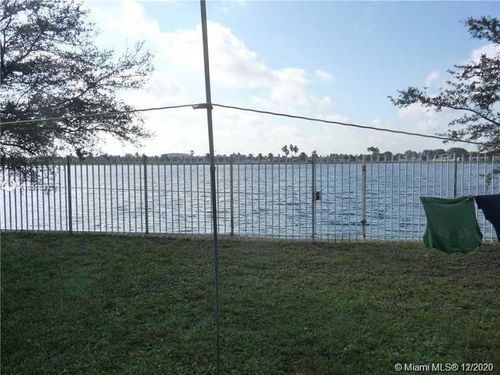 Foto del edificio - 3090 NW 203rd Terrace