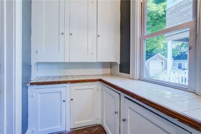 Building Photo - 223-225-225 Rosewood Terrace