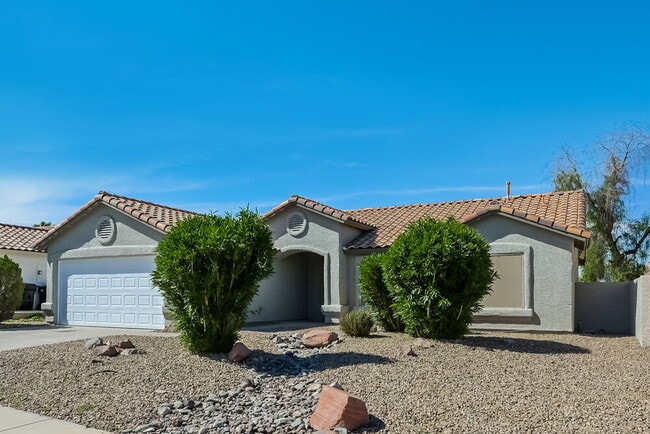 Building Photo - 1108 Adcox Ct