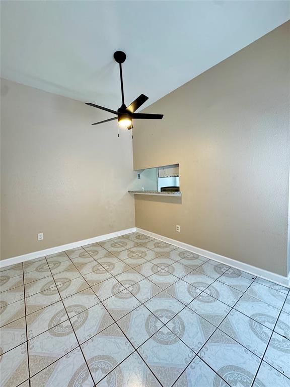 Foto del edificio - 10249 Colony Ct