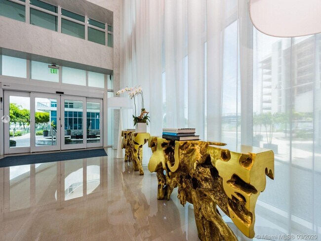 Foto del edificio - 520 West Ave