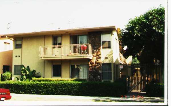 Building Photo - Pine Avenue Apartments