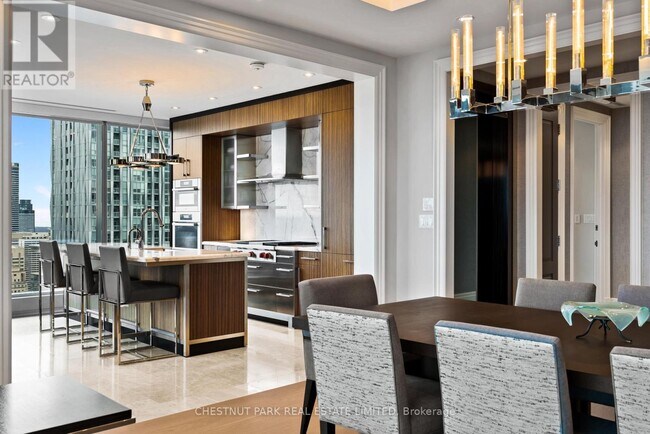 Building Photo - 50 Yorkville Ave