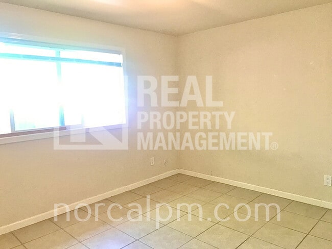 Building Photo - Turn-Key 2 bedroom home in Sacramento