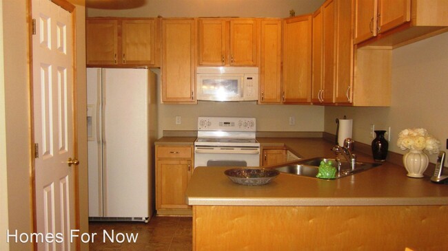 Building Photo - 3 br, 3.5 bath House - 5052 Yuma Lane North