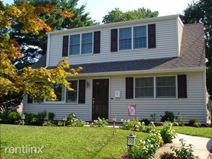 Building Photo - 4 br, 1 bath House - 5 Scarsdale Place