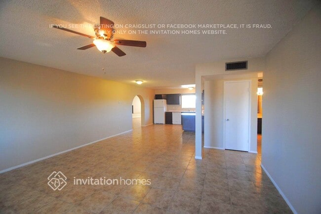 Foto del edificio - 7135 W Cambridge Ave