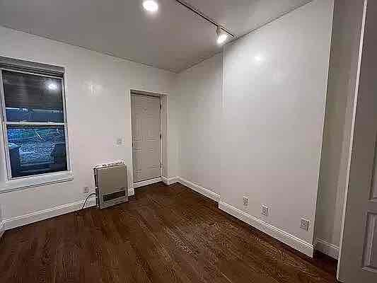 Building Photo - 296 Ellery St