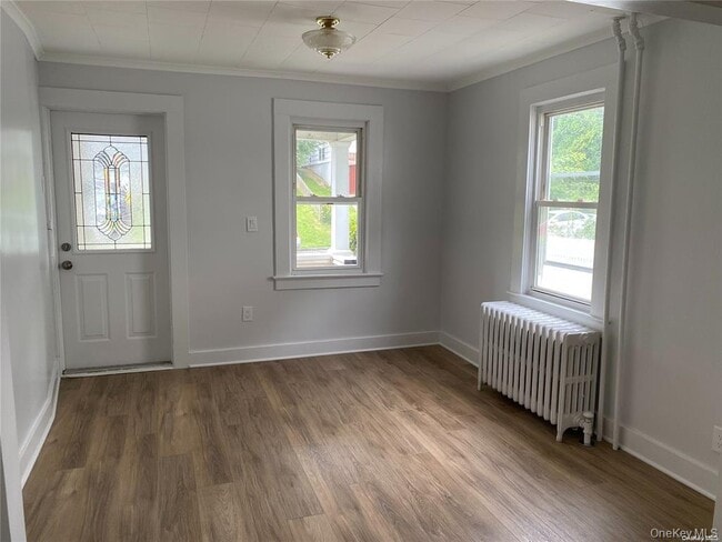 Building Photo - 52 Summers St