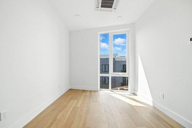 Foto del edificio - 38 Hichborn St