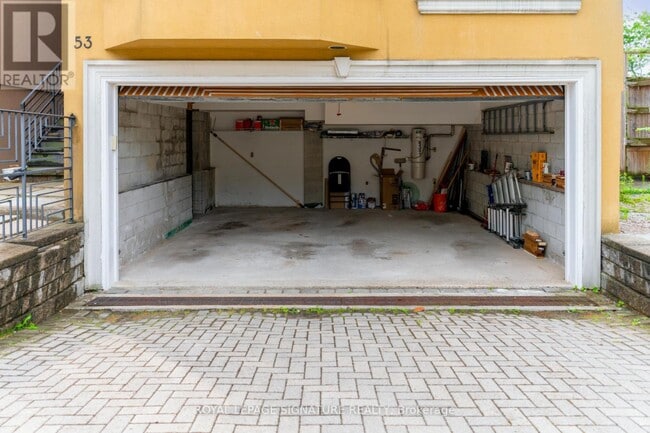 Building Photo - 53 Florence Ave