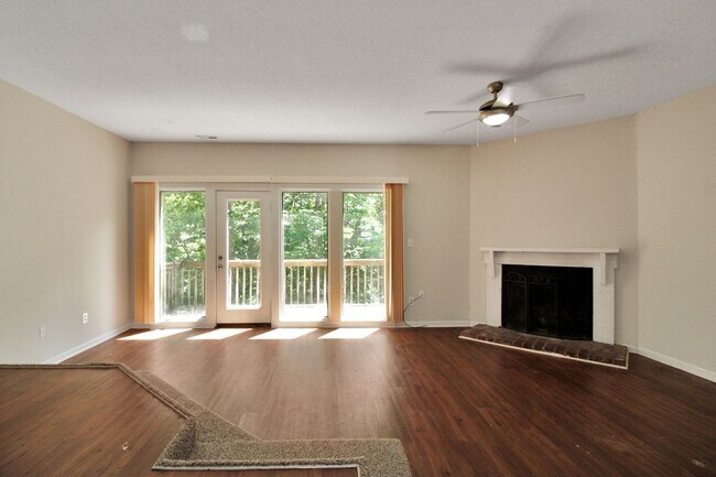 Foto del edificio - 3918-3920 Rock Quarry Rd