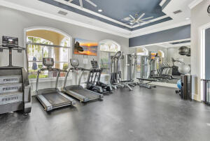 Foto del edificio - 9833 Baywinds Blvd