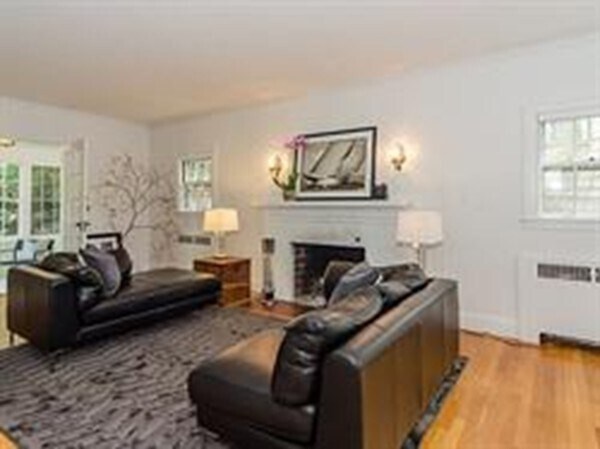 Foto del edificio - 381 VFW Parkway