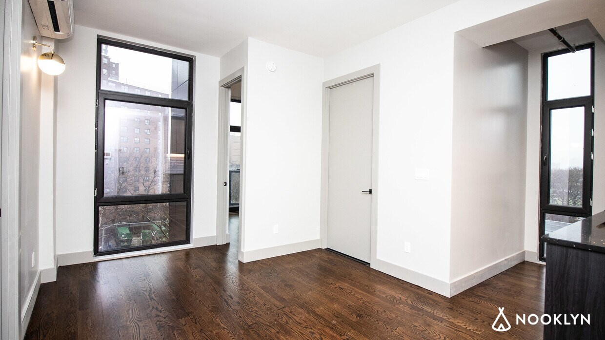 Foto principal - 265 Franklin Ave