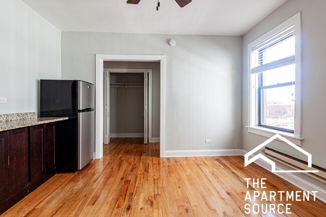 Foto del edificio - 618 W Patterson