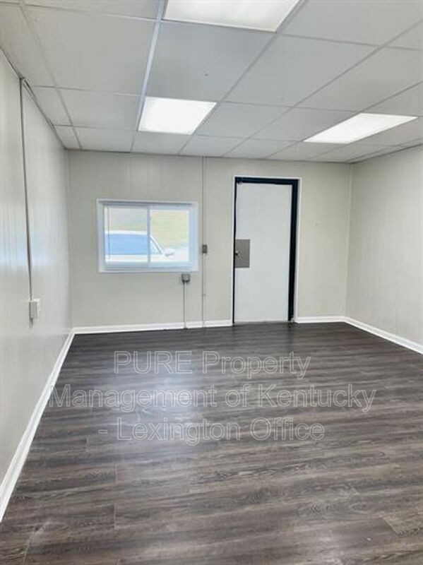Building Photo - 1825 Indian Mound Dr