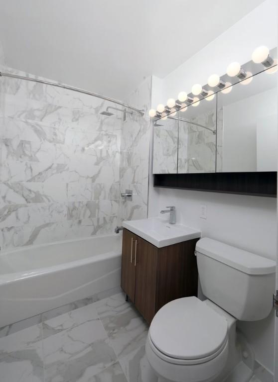 Foto del edificio - 3 bedroom in New York NY 10038
