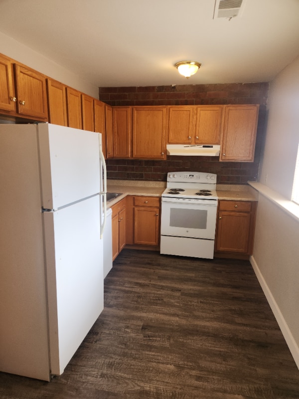 Foto del edificio - 6624 Dublin Loop W