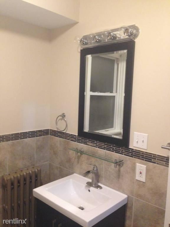 Foto principal - 313 Augusta St