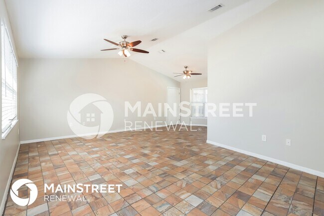 Foto del edificio - 3321 Bluestone Ave