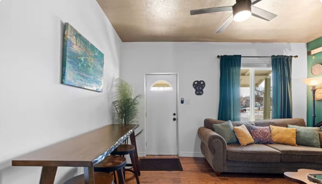 Photo - 772 W 300 N Townhome