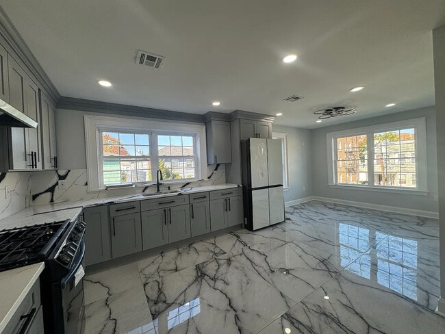 Building Photo - 436 Grier Ave