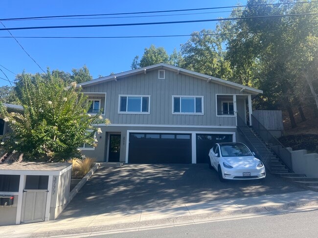 Photo - 3777 Sundale Rd Apartments