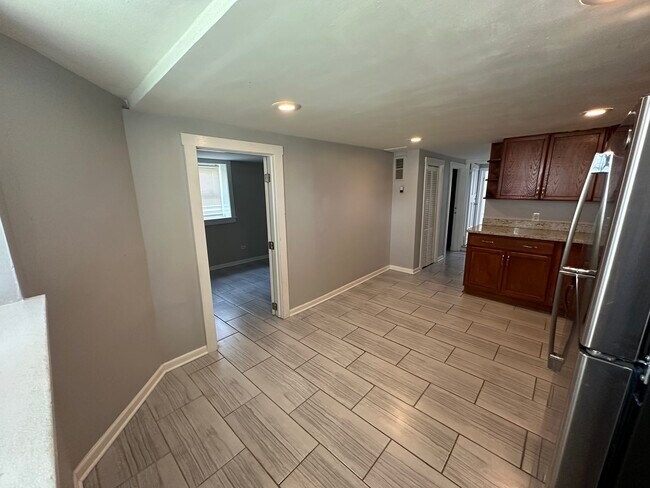 Foto del edificio - 2815 N Albany Ave
