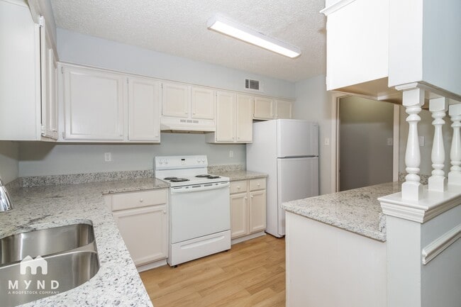 Foto del edificio - 3807 Ross Rd