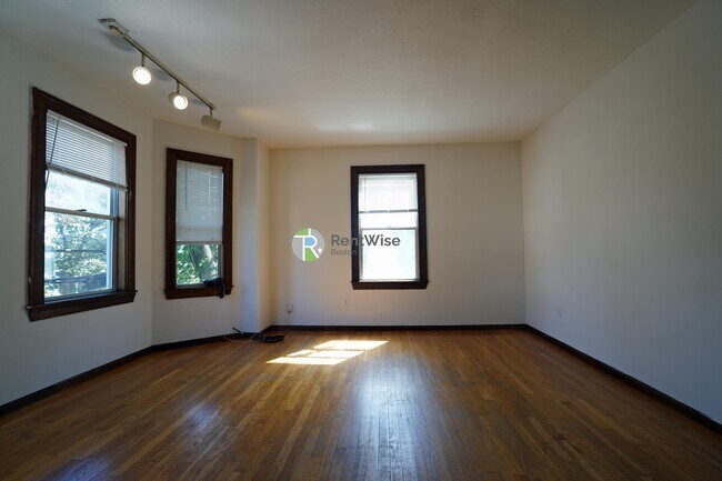 Foto del edificio - 87 Sheridan St