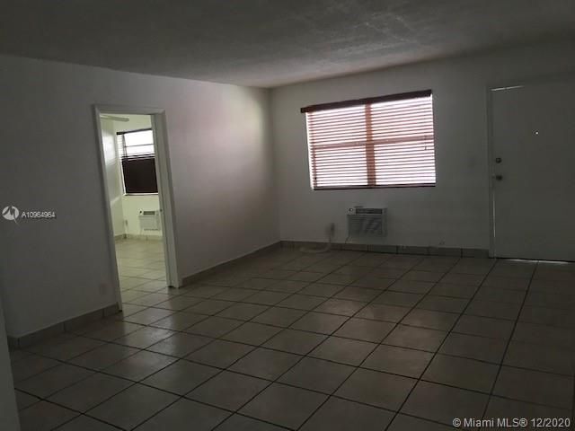 Building Photo - 9016 Collins Ave
