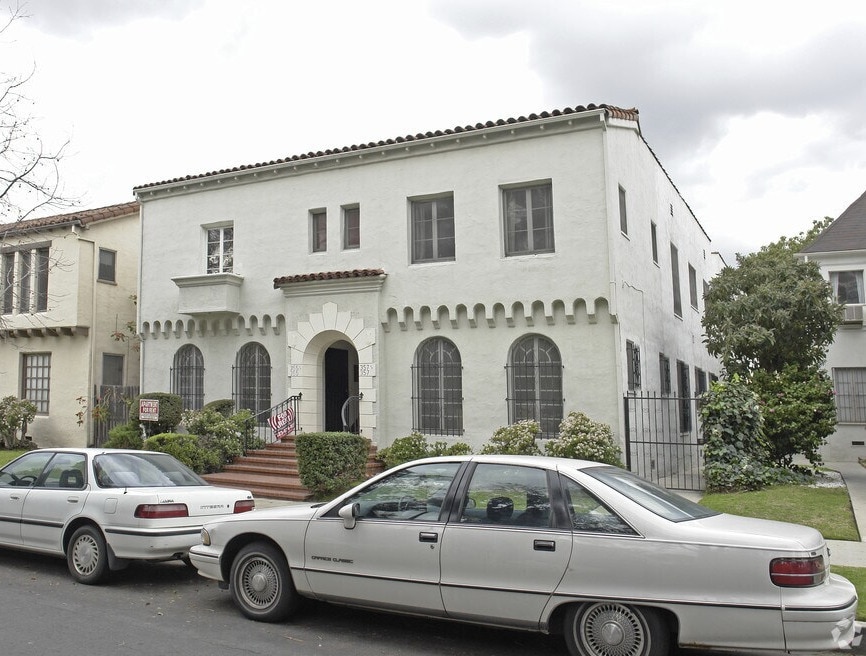 Foto del edificio - 355 N Orange Grove Ave