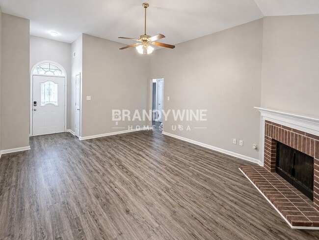 Building Photo - 5597 Blackburg Dr