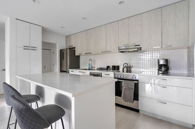 Photo du bâtiment - 55 E 12th Ave