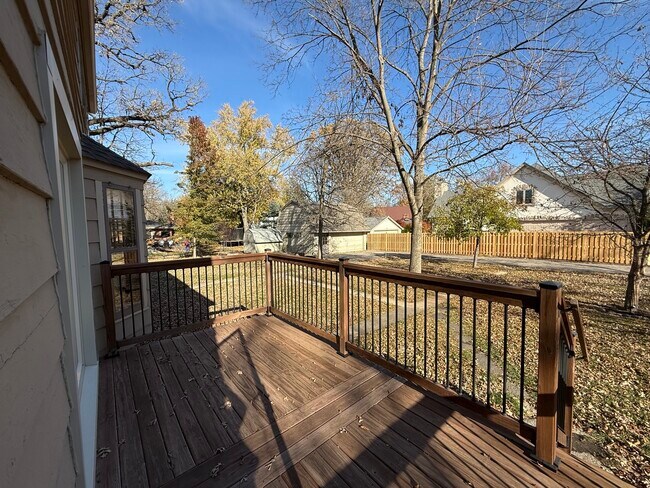 Building Photo - 4700 Teonia Woods Dr