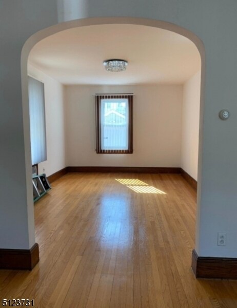 Foto del edificio - 126 Garden Ave