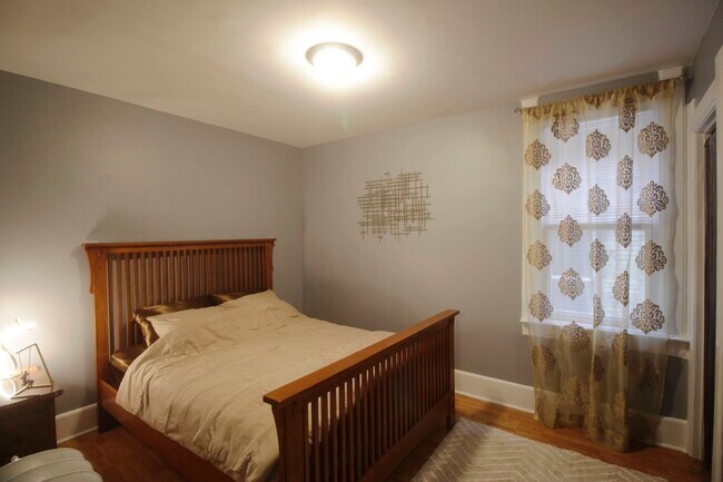 Foto del edificio - 1684 N Franklin Pl