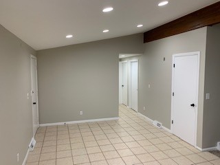Building Photo - 14218 Charlotte Dr