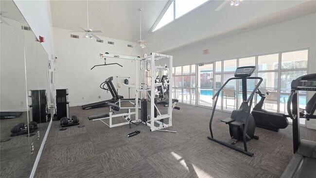 Foto del edificio - 2360 SW Archer Rd