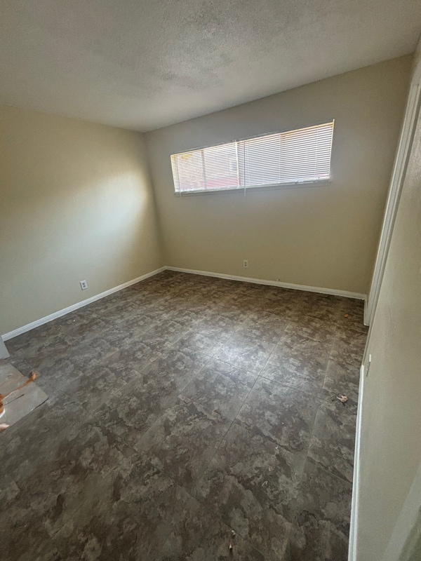 Building Photo - 5229 Mountain View Dr